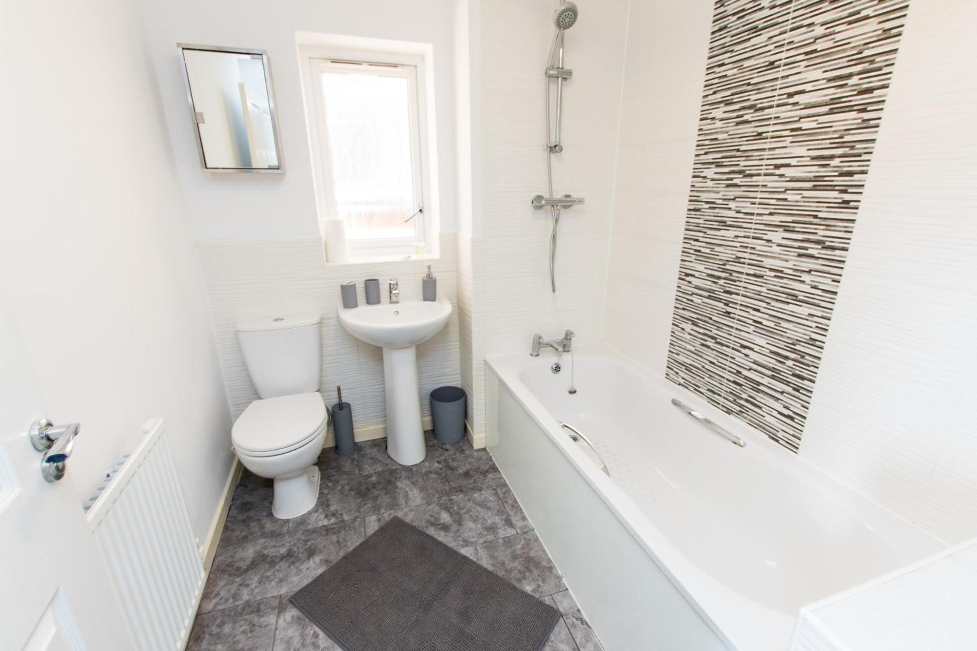 Free Parking 3 Bedroom House In Nottingham Zewnętrze zdjęcie